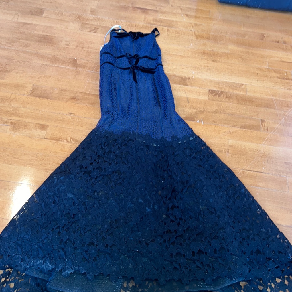 Brand New Oscar De La Renta Navy Gown